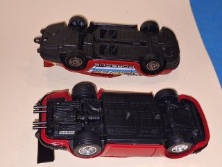 Lote 1:24 años 80 Porsche 911 Burago y Guiloy