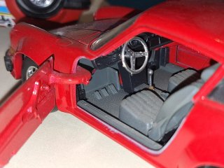 Lote 1:24 años 80 Porsche 911 Burago y Guiloy