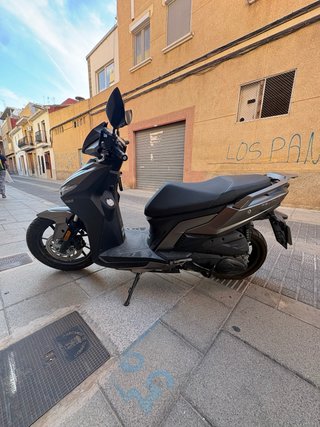 Kymco Moto 125cc Scooter