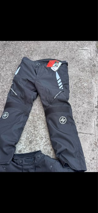 Completo giacca e pantaloni moto Storm