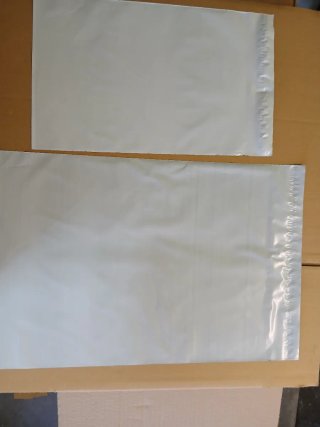 200 Sacos de Envío com Pala Adesiva