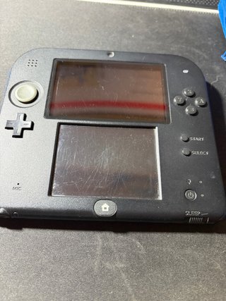 Nintendo 2DS + Custodia Sonic