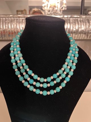 Collar de turquesas y perlas