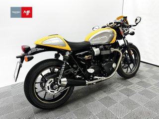 TRIUMPH STREET CUP 2019 15169 kms.