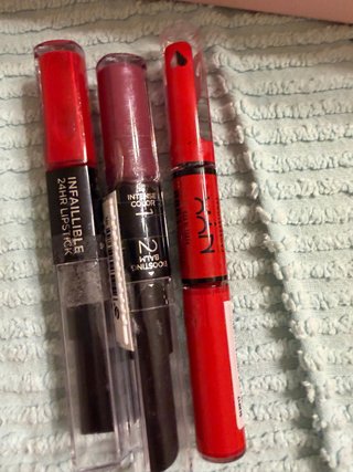 L'Oréal Infallible 24HR Lipstick + Balm