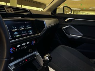 Audi Q3 S line
