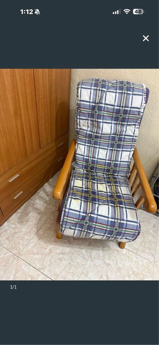 Sillón Mecedora Madera y Tela