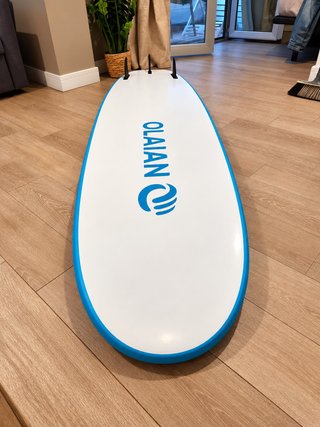 Tabla surf OLAIAN 8'2 100L Decathlon con leash