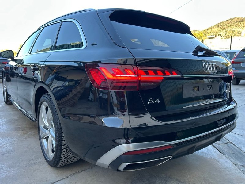 Audi A4 2021, foto 13