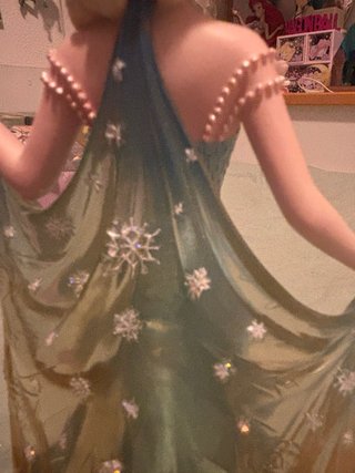 Figura Elsa Frozen couture de force. Enesco Disney