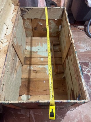 Baúl antiguo madera y tela
