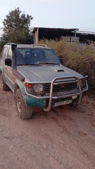 Mitsubishi Montero 1996