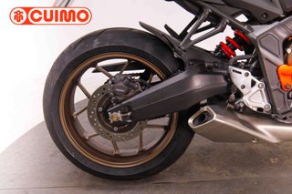 HONDA CB 650 R