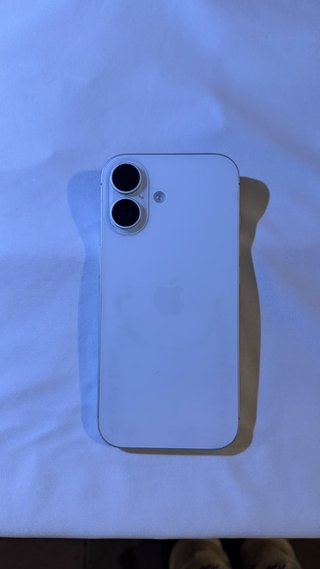 iPhone 17