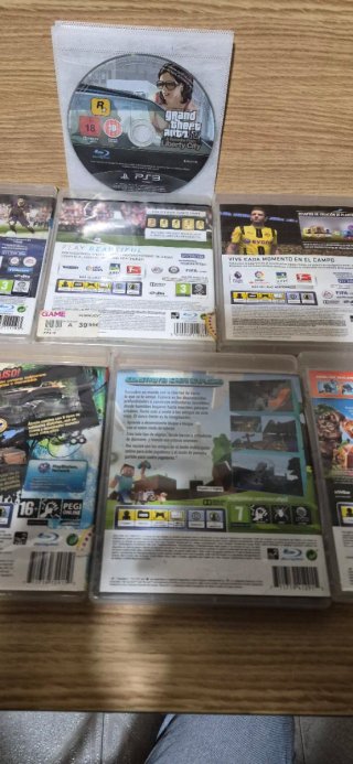 Pacchetto Giochi PS3: FIFA, PES, Minecraft, Gran Turismo
