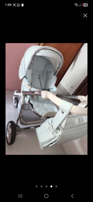 Bebecar azul con capazo silla y bolso