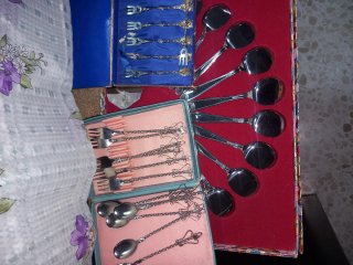 Conjunto cubiertos metal madera cajas
