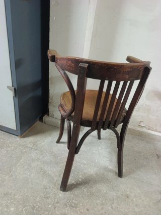 Silla de madera vintage