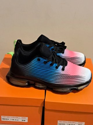 Sneakers Sportive Taglia 40