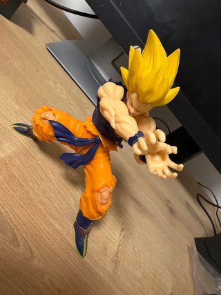 Figura Goku Super Saiyan