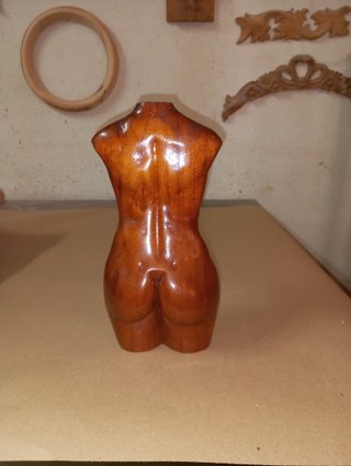 Figura Torso Mujer Madera Artesanía