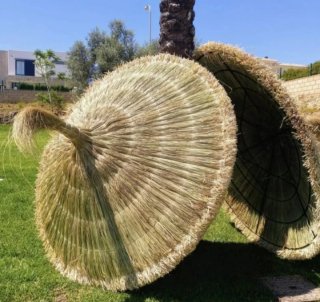 Sombrilla de carrizo y esparto mallorquina