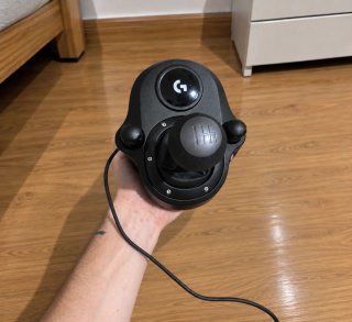 Logitech Driving Force Shifter para PS5, PS4, PC