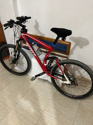 Bicicleta Scott Roja Montaña