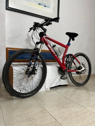 Bicicleta Scott Roja Montaña