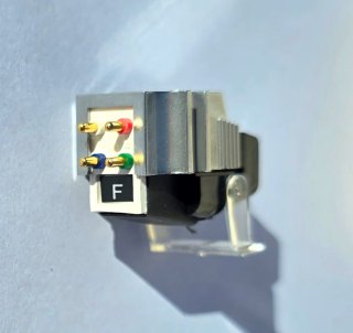 Cápsula y Aguja Tocadiscos Nagaoka JT-555 HI-FI