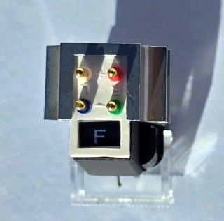 Cápsula y Aguja Tocadiscos Nagaoka JT-555 HI-FI