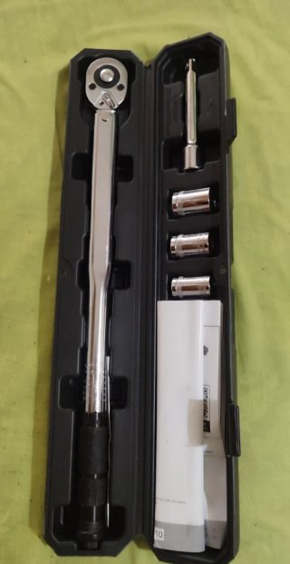 Llave Dinamométrica 1/2 de 40-210 Nm
