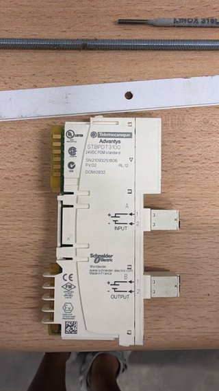 Schneider Advantys STBPDT3100 Módulo Entrada/Salid