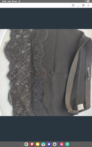 Falda Zara encaje negra Talla S