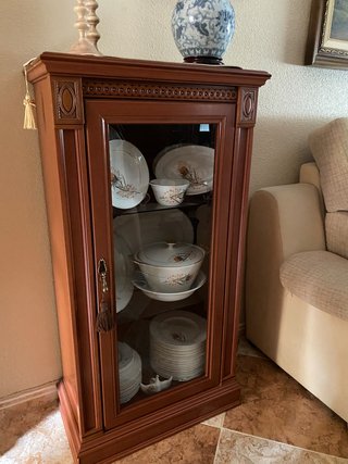 Mueble salón, vitrina y mesas auxiliares
