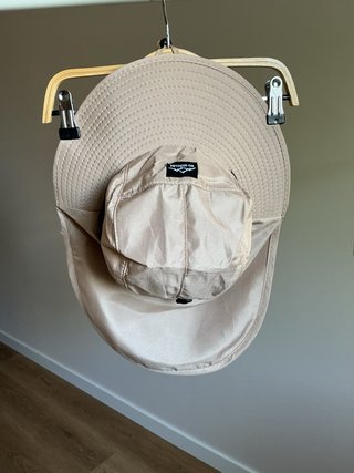Sombrero protector solar beige Nuevo