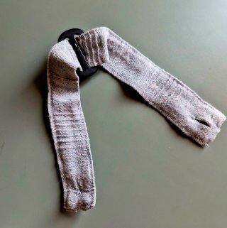 Choker,bracciale versatile in tessuto grigio