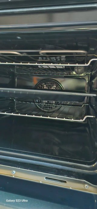 Horno de cocina plateado