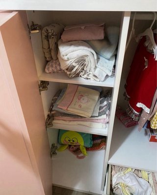 Mueble infantil con estanterías y cajones 2 piezas