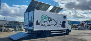 Camión MAN Caravana Solar