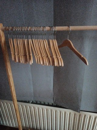 Perchero de madera