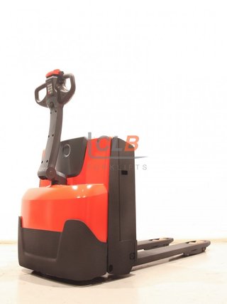 Ref. M-6675 Transpaleta Eléctrica BT LWE 140