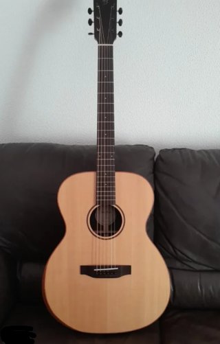 Guitarra Acústica Harley Benton CLO-70ASR