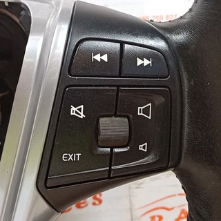 VOLANTE VOLVO V40 Momentum