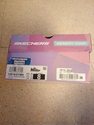 Zapatillas Skechers Slip-ins veganas negras y rosa