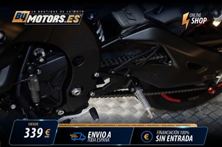 Yamaha YZF-R1