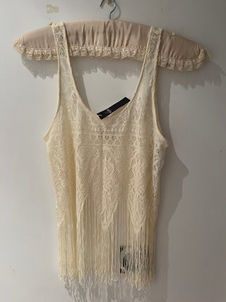 Hollister con etiqueta bonito top con flecos