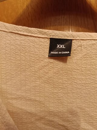 Nueva Blusa mujer Verano Shein Beige. Talla XXL.