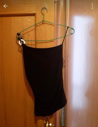 Top negro tirante joya