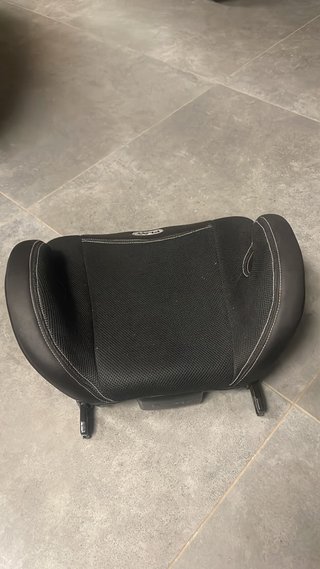 Alzador coche Play con Isofix